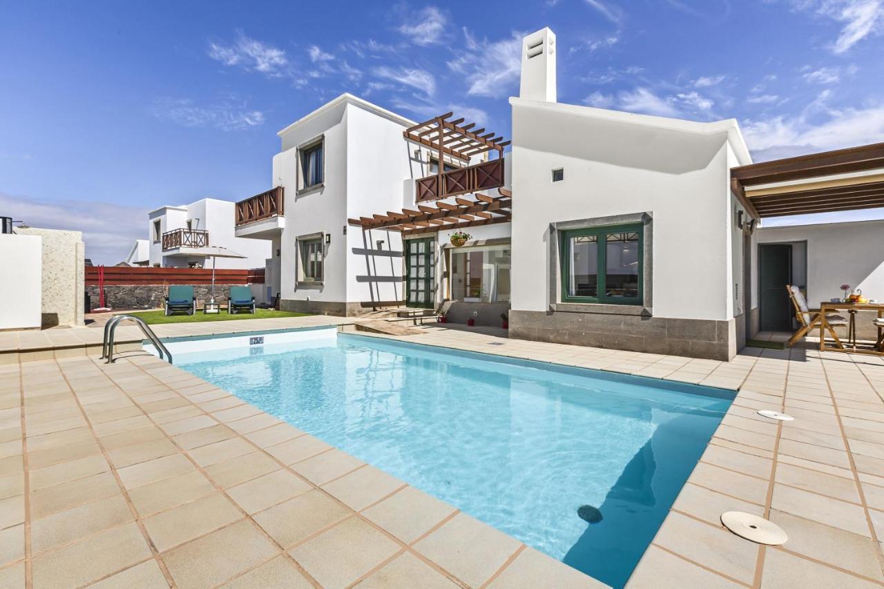 Siesta Suites Lanzarote Yaiza  Exteriör bild