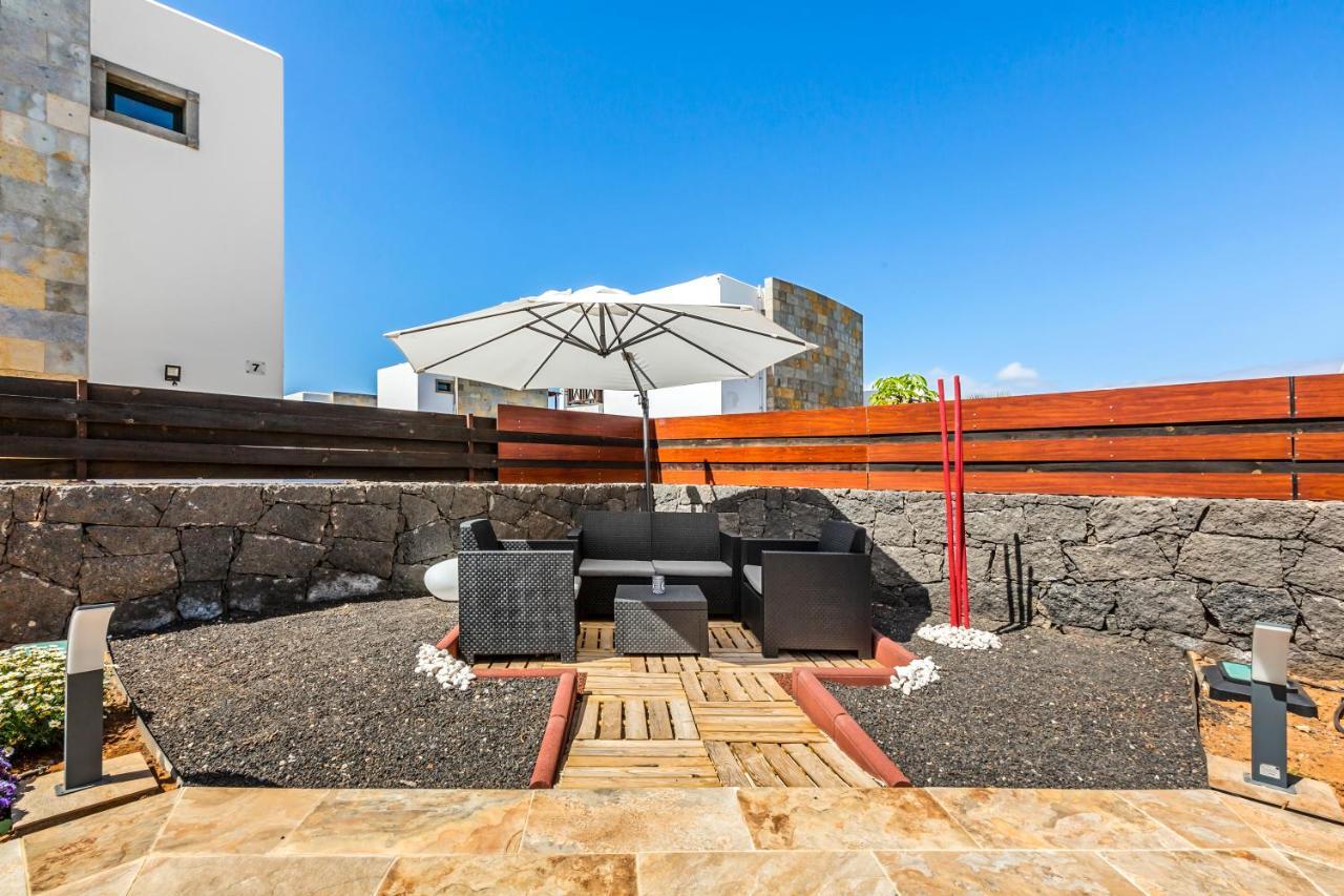 Siesta Suites Lanzarote Yaiza  Exteriör bild